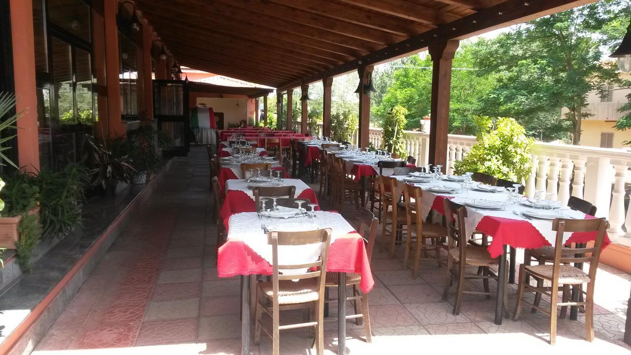 Hotel La Pineta Joppolo ภายนอก รูปภาพ